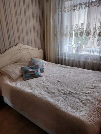 Продам спальный гарнитур