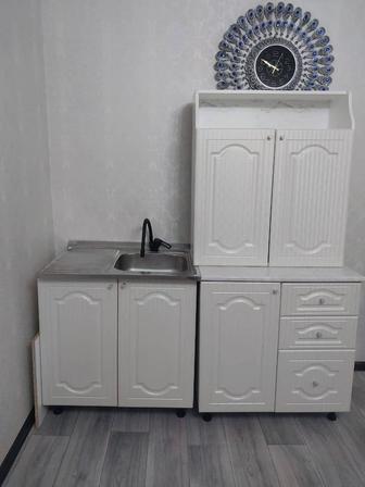 Кухонный гарнитур чистая