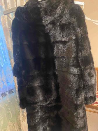 Продам шубу норковую