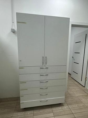 Продается шкаф для склада.