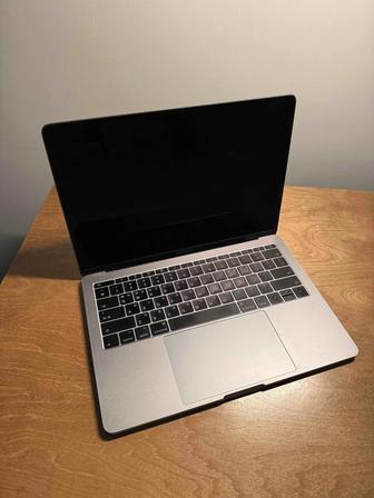 MacBook Pro (13-inch, 2016)
