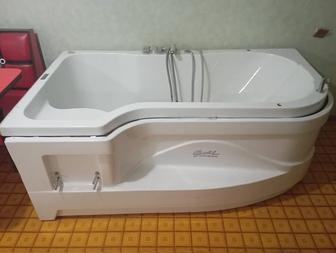 Продам большую ванную.