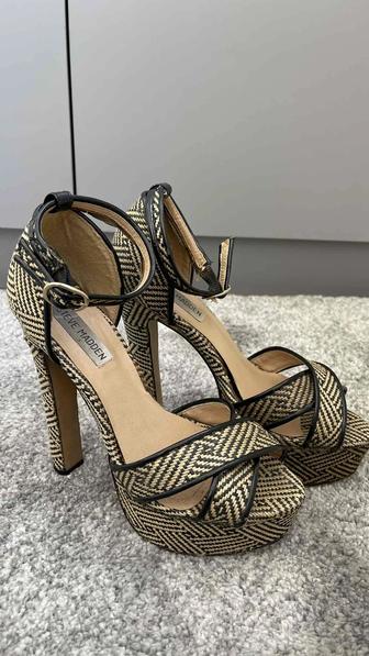 Босоножки Steve Madden женские