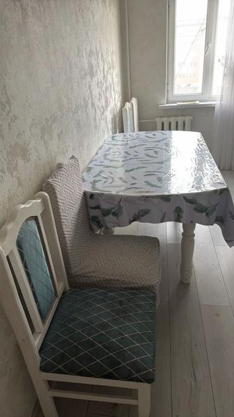 Стол стулья б/у