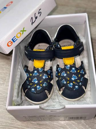 Сандалии Geox 24 и 25рр в хорошем состоянии