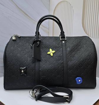 Дорожные спортивные сумки Louis Vuitton