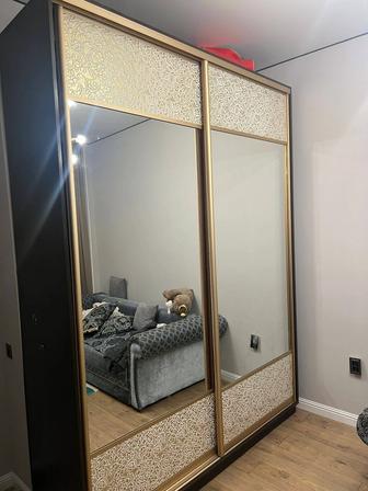 Продам шкаф