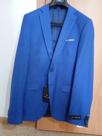 Костюм тройка