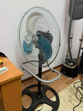 Вентилятор Starlux SL-3303 черный