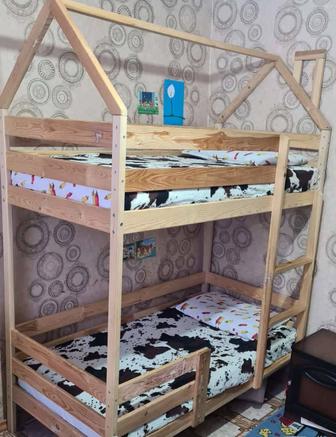 Продам кровать 2 яруса