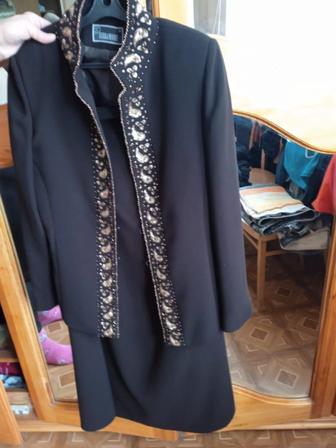 Продаю костюм тройка раз 46-48 Турция