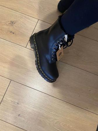 Сапоги фирмы dr. martens