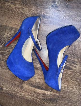 Christian Louboutin туфли