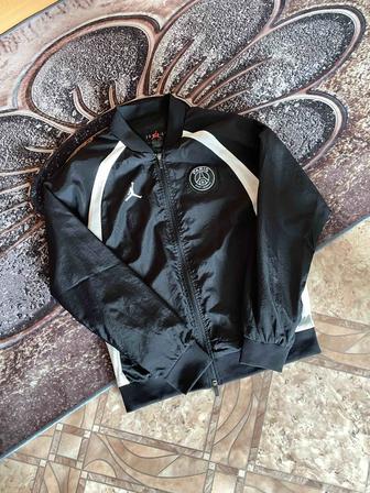 Продам бомбер