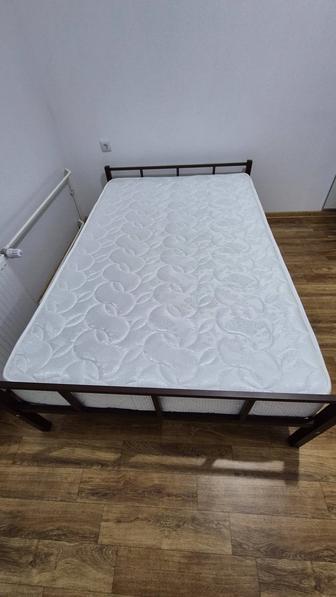 Матрас и кровать