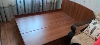 Продам двухспальную кровать
