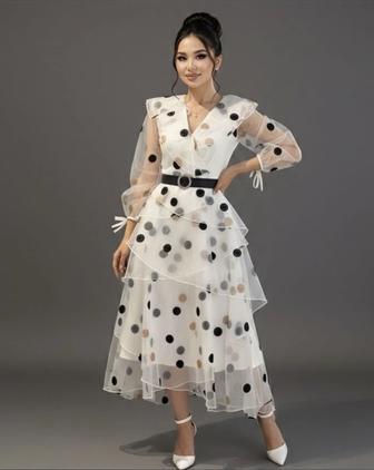 Вечернее нарядное платье