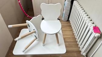 Детская мебель стол и стулья