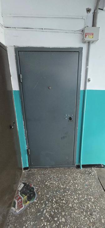Продам дверь металлическую