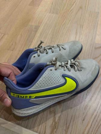Футзалки 38-38,5 размер Nike