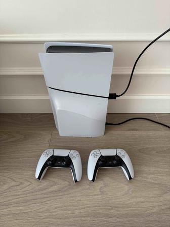 Продам sony playstation slim 5