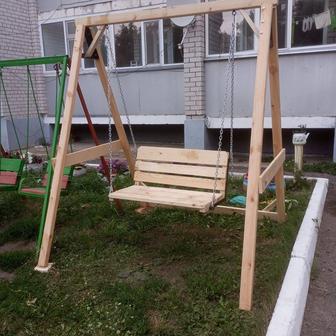 Деревянные качели