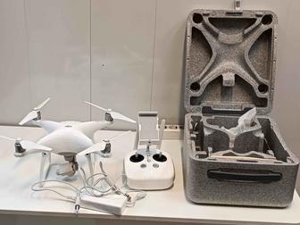 Дрон DJI PHANTOM 4