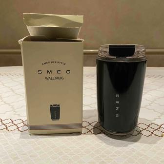 Термокружка SMEG новая