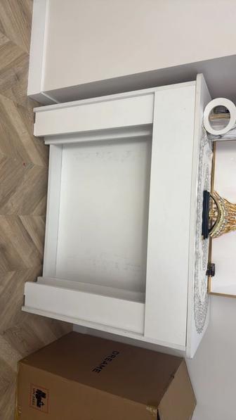 Продам стол