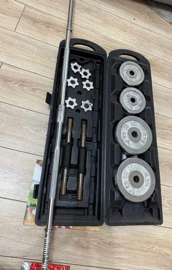 Продам набор гантелей, штанги 50 кг в отличном состоянии