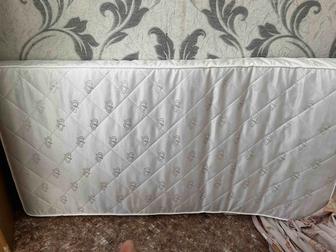 Продам матрас в детскую кроватку