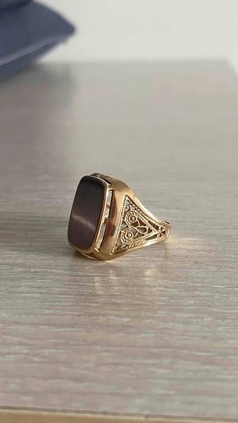 продается кольцо