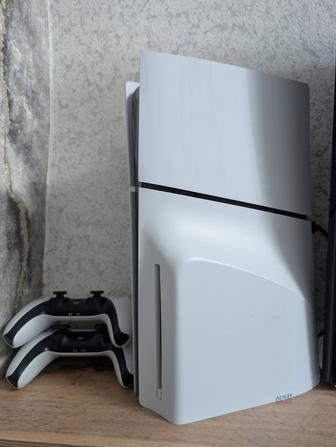 Продам ps5 slim 1tb