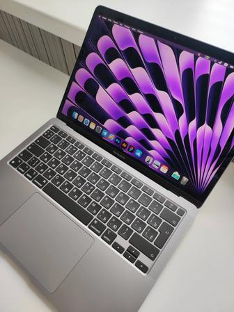 MacBook Air 13 M1 8/256