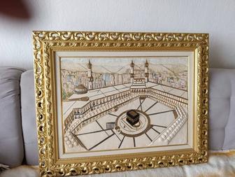 Картины покрыты платиной и золотом