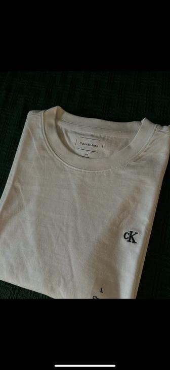 футболка Calvin Klein