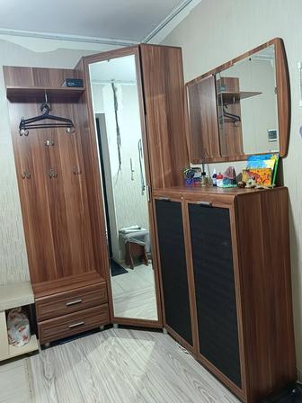 Продам Прихожую