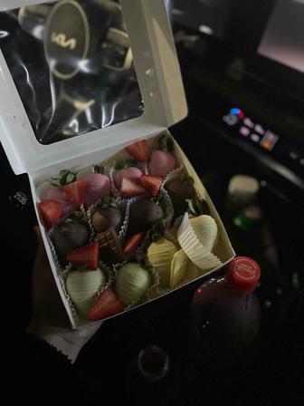 Клубника в шоколаде Sicao