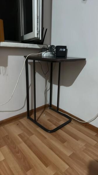 Стол