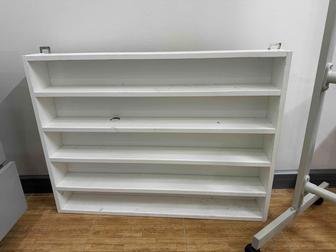 Полочка для гель-лаков