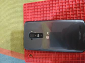 LG G FLEKS смартфон