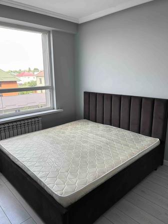 Продам двухспальную кровать