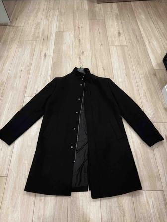 Пальто черное ZARA