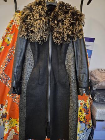 Шикарная дубленка (овчина -кожа)