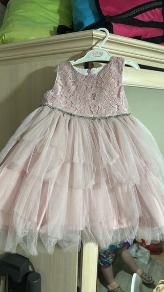 Нарядные бальные платья