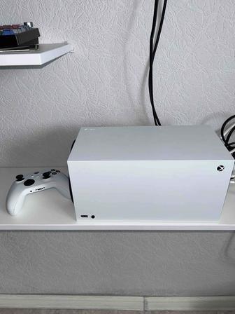 Игровая приставка Xbox series X без дефектов