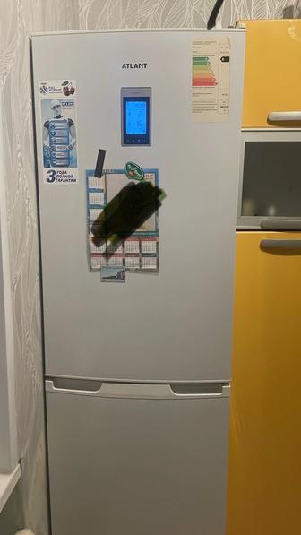 Продам холодильник