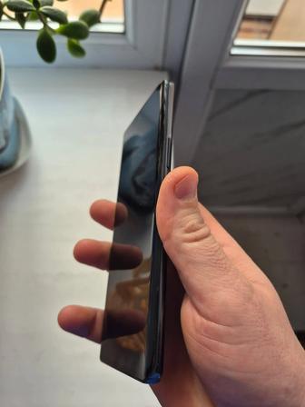 Продам телефон Хонор х9б