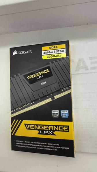 Оперативная память Corsair Venegance 32gb DDR 4 3200mhz 2x 16