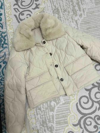 Продам куртку